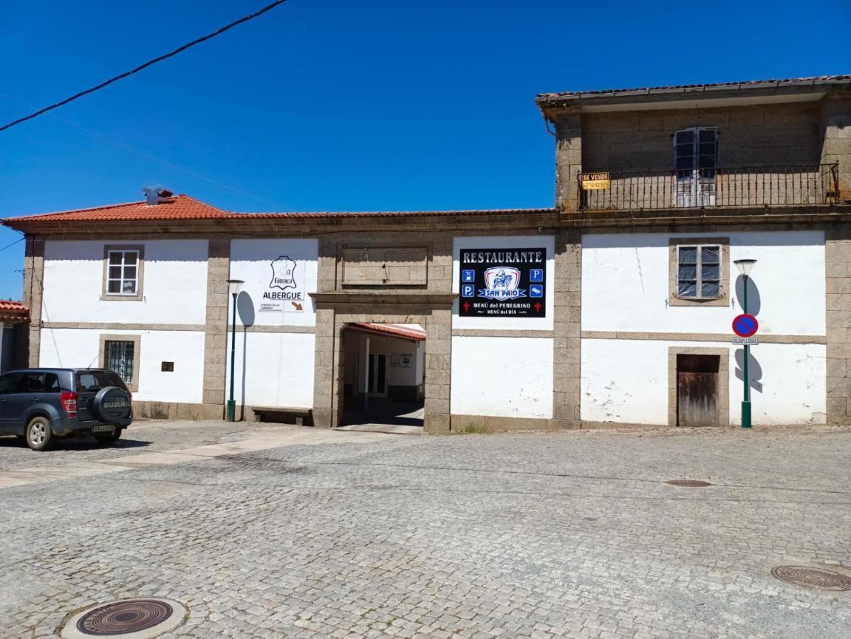 Albergue A Fabrica Lavacolla Exterior photo